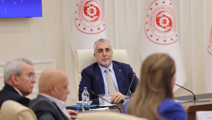 Bakan Vedat Işıkhan: “Sendikal Faaliyetlerin Dijitalleşmesi Stratejik Bir Zorunluluk”