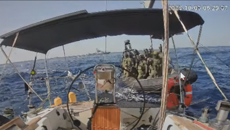 Terörist İsrail Devleti, Sumud Filosunun Son Gemisine Uluslararası Sularda Müdahale Etti