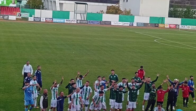 12 Bingölspor Uzatmalarda Galibiyeti Aldı, Liderliğini Pekiştirdi