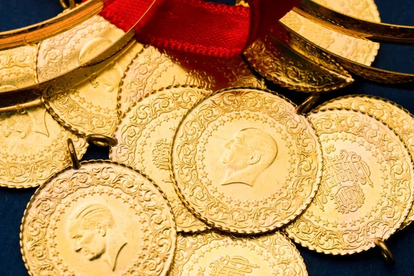 Piyasalarda Son Durum: Borsa Ve Altın Geriledi