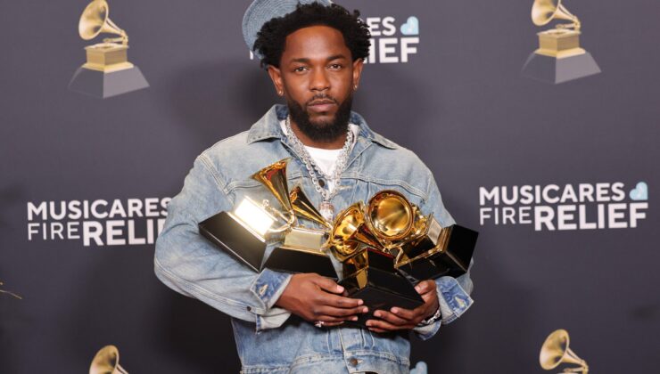 68. Grammy Ödülleri Sahiplerini Buldu: Geceye Damga Vuran İsimler Belli Oldu