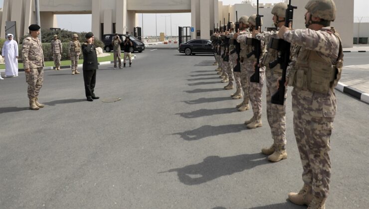 Genelkurmay Başkanı Orgeneral Selçuk Bayraktaroğlu Katar’da: Kritik Ziyaret ve İncelemeler