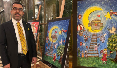 Milletvekili Adem Çalkın’dan 23 Nisan Resim Sergisine Ziyaret