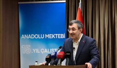 Cumhurbaşkanı Yardımcısı Yılmaz: “Bilim ve Teknoloji Ahlakla Birleşmezse Yıkıcı Olur”