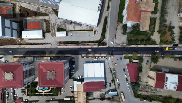 Siirt’te Asfalt Seferberliği Yeniden Başladı: Çalışmalar Hız Kesmeden Sürüyor