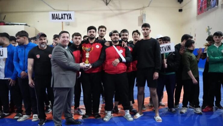 YurtLig Güreş Türkiye Şampiyonası Sona Erdi