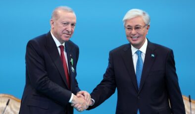 Cumhurbaşkanı Erdoğan’a Kazakistan’da Anlamlı Takdim: Hoca Ahmet Yesevi Nişanı Verilen İlk İsim Oldu