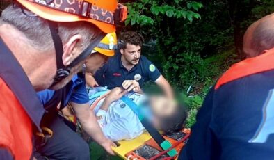 Motosiklet Kazasında Vadiye Düşen Sürücü Kurtarıldı